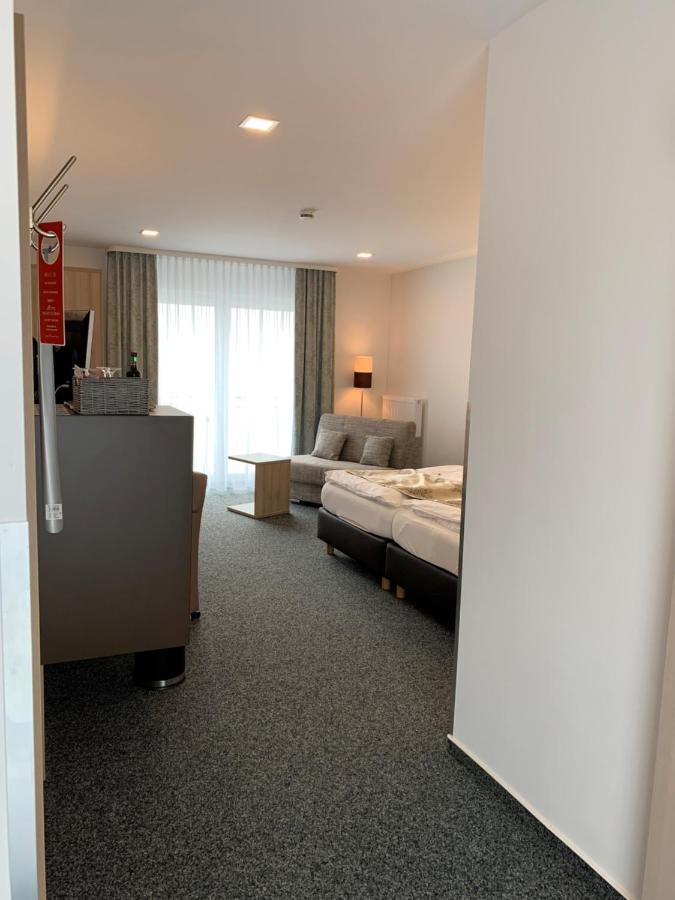 Stadthotel Geis Bad Neustadt an der Saale Buitenkant foto