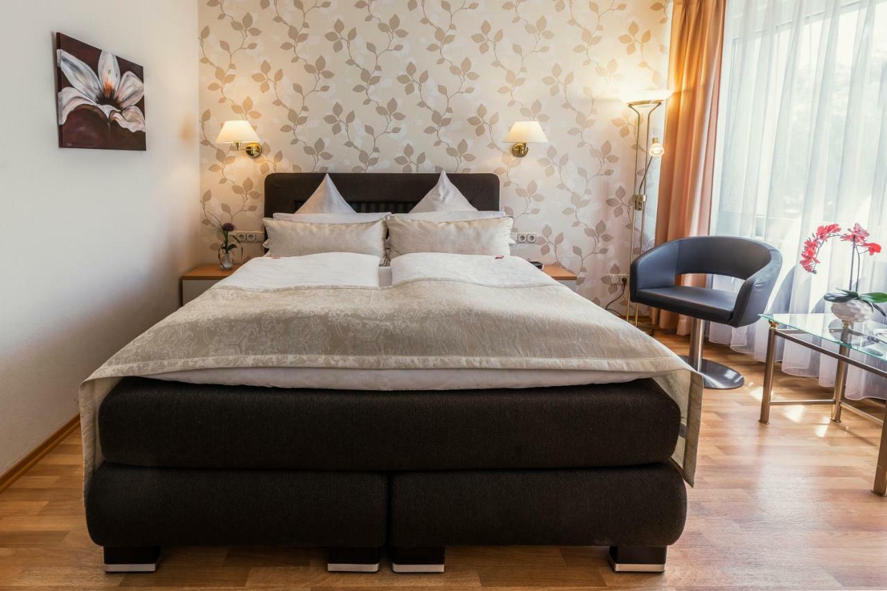 Stadthotel Geis Bad Neustadt an der Saale Buitenkant foto